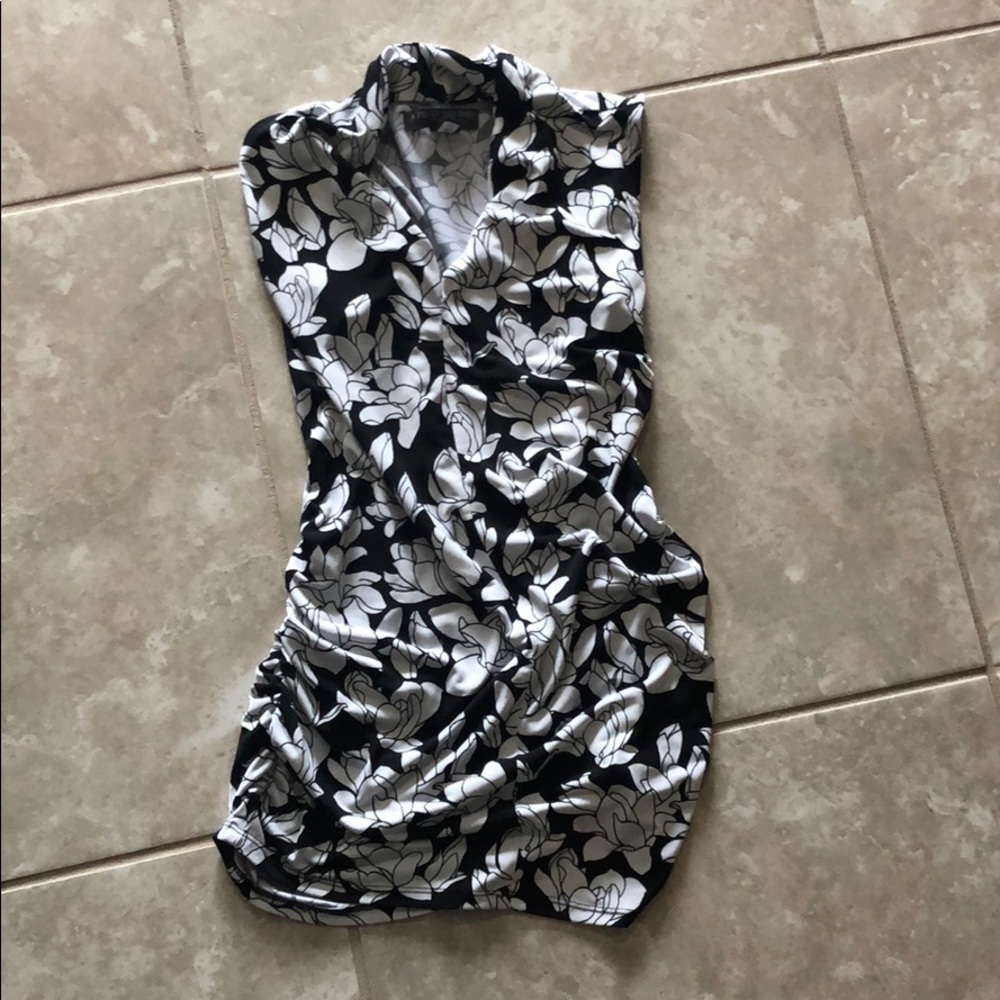 A Pea in the Pod maternity blouse